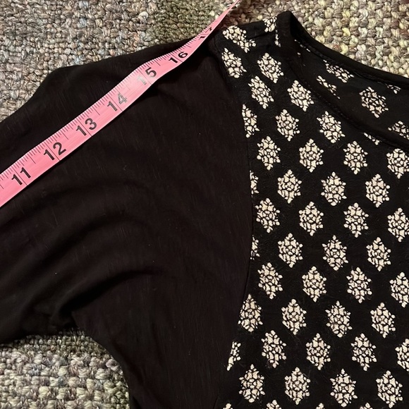 Lucky Brand lightweight top - Picture 6 of 8